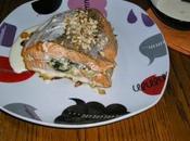 Salmón relleno salsa camenber