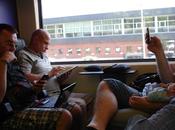 Teléfonos móviles, identidad online “horror vacui”