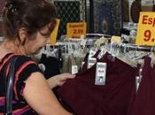 Tienda Miami vende uniformes escolares para Cuba