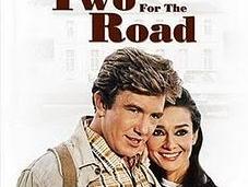 'Two road' cine mayúsculas