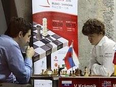 Kramnik derrota Carlsen tablas Shirov Anand Bilbao 2010