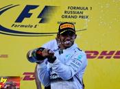 Hamilton muestra orgulloso victoria título mercedes