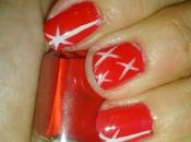 Manicura roja lineas