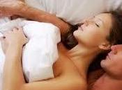 beneficios dormir desnudo