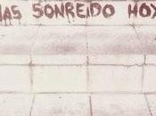 entre dientes