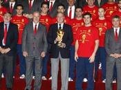 nuevos ministros prometen cargos ante Rey.&nbs..;.