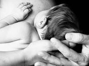 Abraza bebé. Beneficios contacto piel temprano Método Canguro