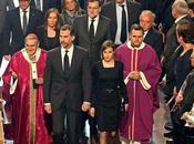 Funeral Estado: altar gobierna sobre trono