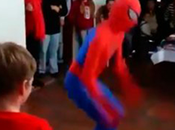Spider-Man perfecto, para muestra este video