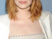Consigue look ondas suaves Emma Stone
