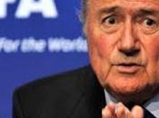 Blatter renunció presidencia FIFA..