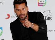 Ricky Martin presenta video mordidita'