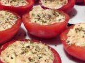 Tomates rellenos hummus verduras