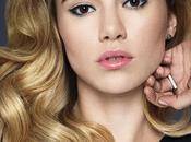 Suki Waterhouse demuestra como tener pelo increíble nueva campaña REDKEN