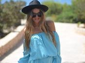 Beachy looks: blue dress