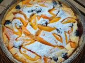 Pastel melocotón moras