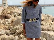 mini vestido cuello alto