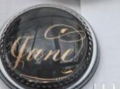 LOVE IT!: pisapapeles personalizado para encontrar sitio banquete boda