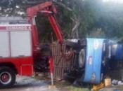 Cuatro fallecidos treintena lesionados accidente tránsito