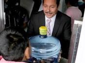 Ricardo Gallaro inaugura purificadora agua Tercera Grande