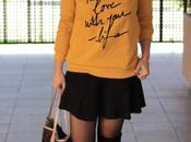 sudadera mostaza
