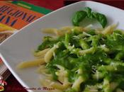 Trofie pesto reto salado cri: liguria