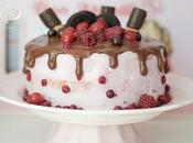 Drip cake frutos bosque