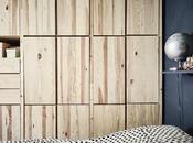 Dormitorio paredes oscuras madera natural