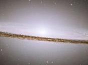 M104: Galaxia Sombrero