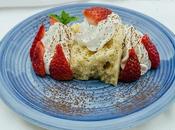 Bizcocho frutos secos fresas nata