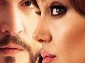 Angelina Jolie consolada amigo Johnny Depp