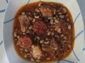 Judías carillas costillas chorizo pueblo chiches)