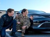 Jack Reacher: Nunca vuelvas atrás, defendiendo