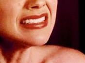 Cientificamente confirmado! mujeres emocionan películas fuertes!