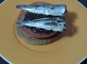 Tostada sardinas tomate olivada #dandolalatats