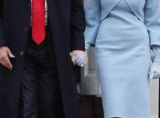 Melania Trump, impecable modelo Ralph Lauren, toma posesión Donald Trump