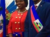 Jovenel Moise juramentado como presidente haitiano.