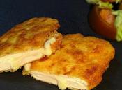 Filetes pechugas pollo rellenas queso, empanados