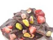 Reto Alfabeto Dulce: Rocas chocolate, fresas pistachos.