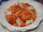 Macarrones albóndigas pavo