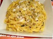 Pasta, calabacín cebolla, salsa nata