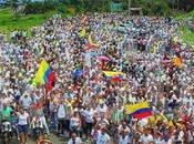 Santos decretó toque queda: envía 1.500 policías militares Buenaventura #Colombia