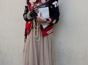 Street style Paris Fashion Week.