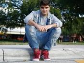 Jonathan Moly estrena “Somos