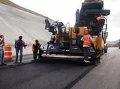 Reconstruyen kilómetros carretera Azua-Barahona.