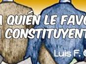 quién favorece constituyente?