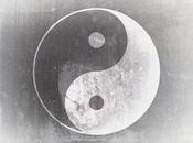 Mundo Blanco Negro, Gris