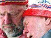 Matando ancianos: Oxford dice cederles asiento para ejerciten