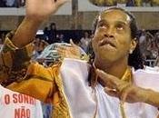 Ronaldinho larissa riquelme carnaval