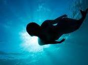 ¿Qué puede significar soñar respirar bajo agua?